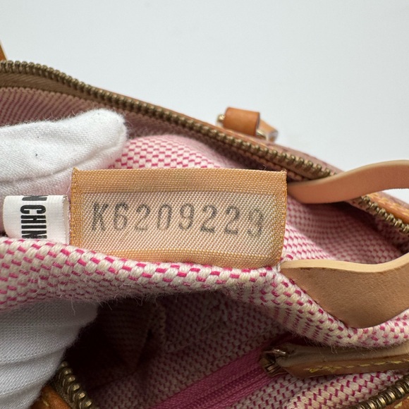 Vintage Dooney & Bourke Signature Small Barrel Bag - Picture 11 of 12